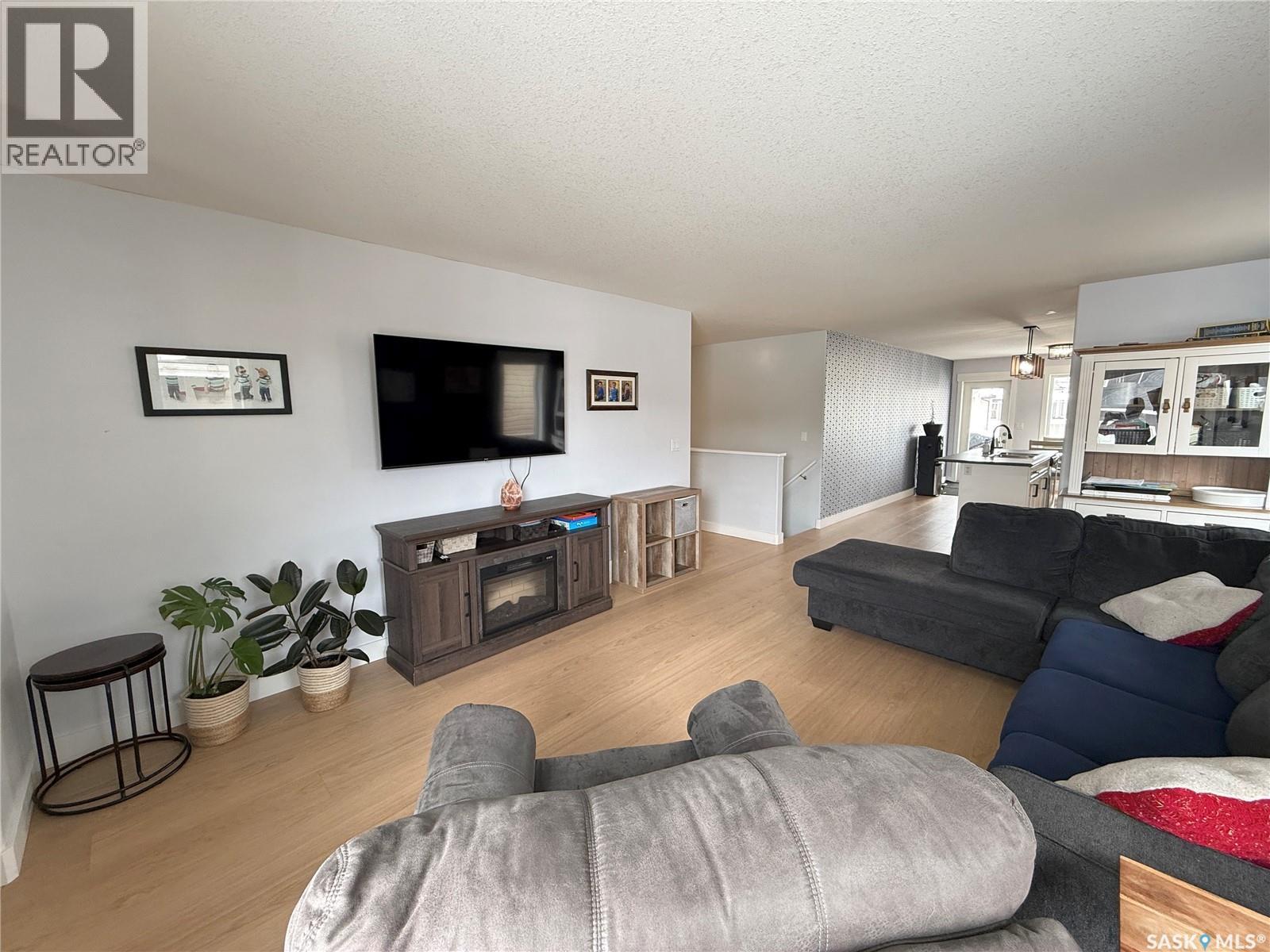 724 Quessy Drive, Martensville, Saskatchewan  S0K 0A2 - Photo 5 - SK034511