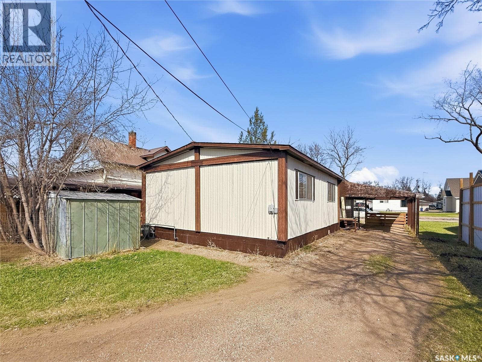 4372 Price Avenue, Gull Lake, Saskatchewan  S0N 1A0 - Photo 20 - SK034404