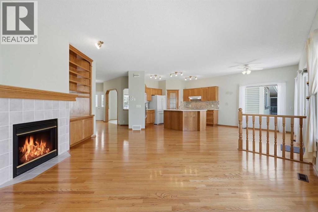 37 Rocky Ridge Gardens Nw, Calgary, Alberta  T3G 4V7 - Photo 14 - A2306110