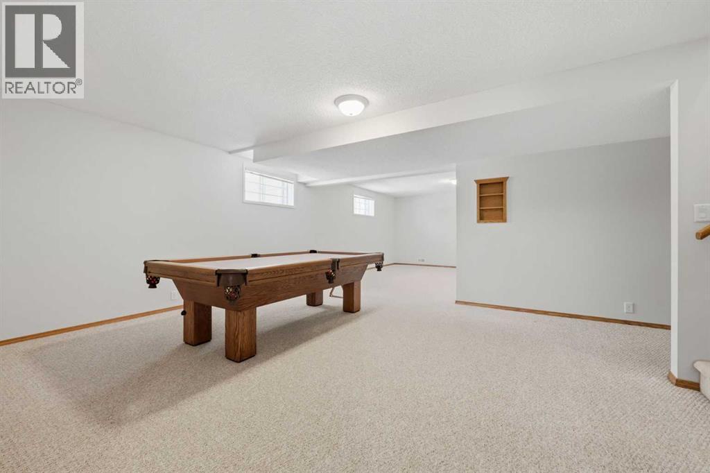 37 Rocky Ridge Gardens Nw, Calgary, Alberta  T3G 4V7 - Photo 28 - A2306110
