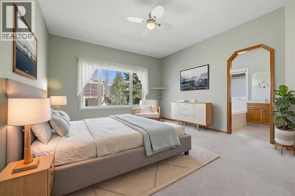 37 Rocky Ridge Gardens Nw, Calgary, Alberta  T3G 4V7 - Photo 3 - A2306110