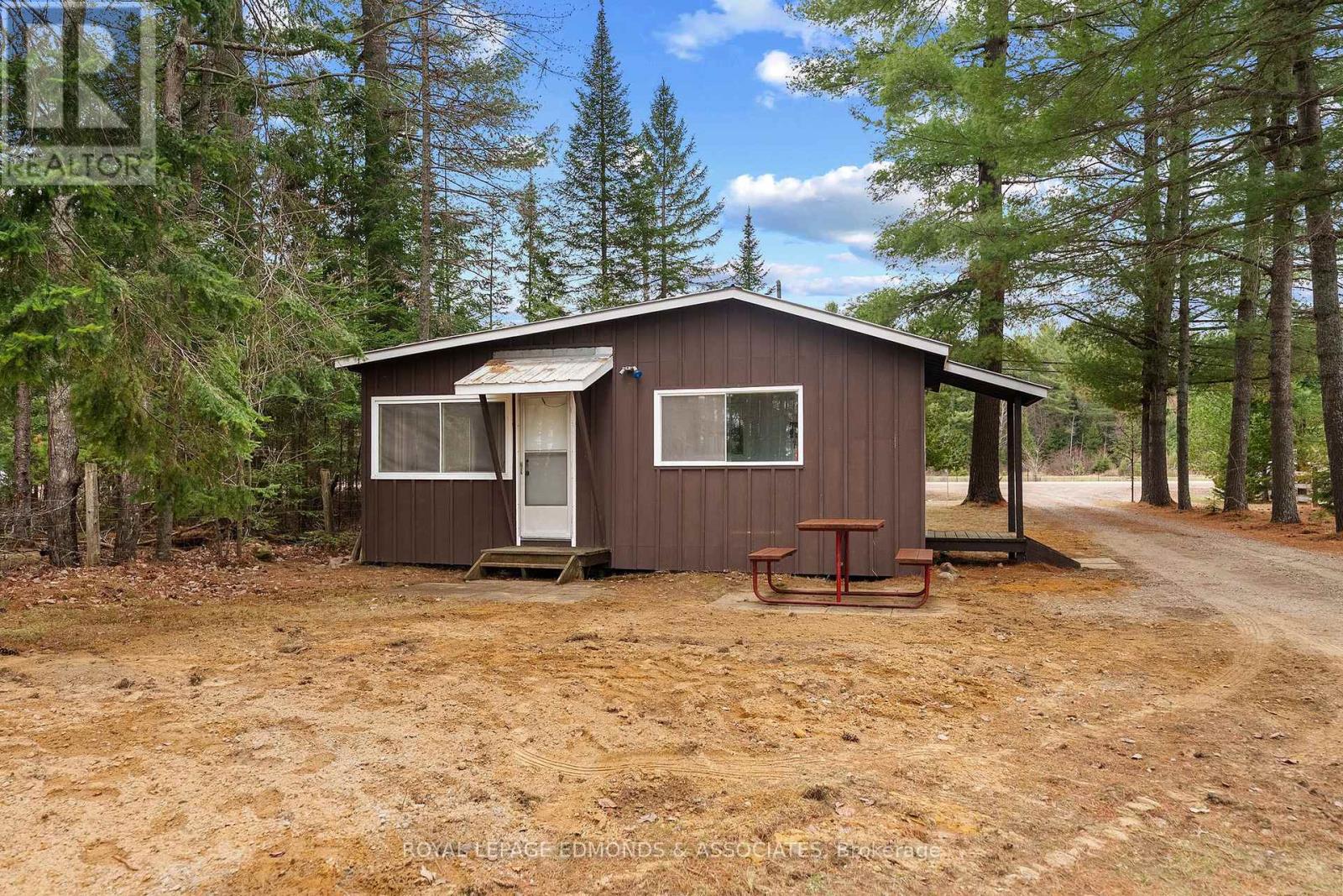 3696 Round Lake Road, Killaloe, Ontario  K0J 2A0 - Photo 35 - X13070234