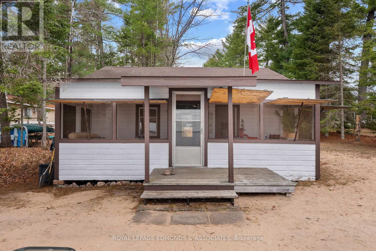 3696 Round Lake Road, Killaloe, Ontario  K0J 2A0 - Photo 8 - X13070234