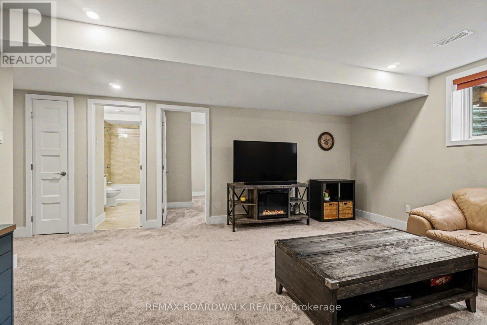 164 Boxcar Crescent, Russell, Ontario  K4R 0C4 - Photo 32 - X13070274
