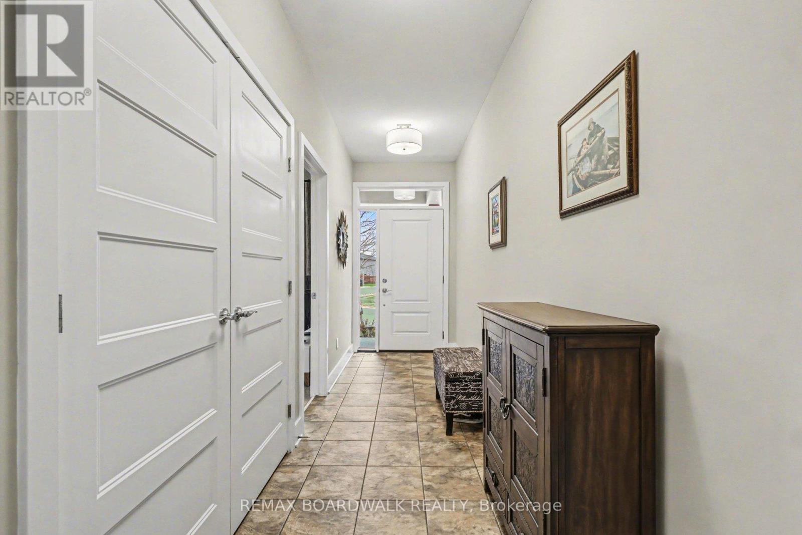 164 Boxcar Crescent, Russell, Ontario  K4R 0C4 - Photo 5 - X13070274
