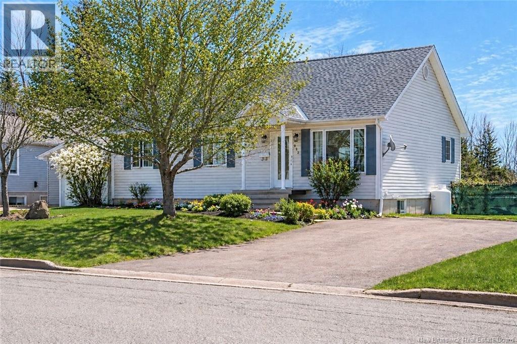 932 Barachois Street, Dieppe, New Brunswick  E1A 6X5 - Photo 2 - NB138337
