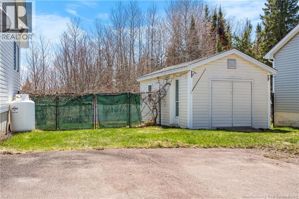 932 Barachois Street, Dieppe, New Brunswick  E1A 6X5 - Photo 40 - NB138337