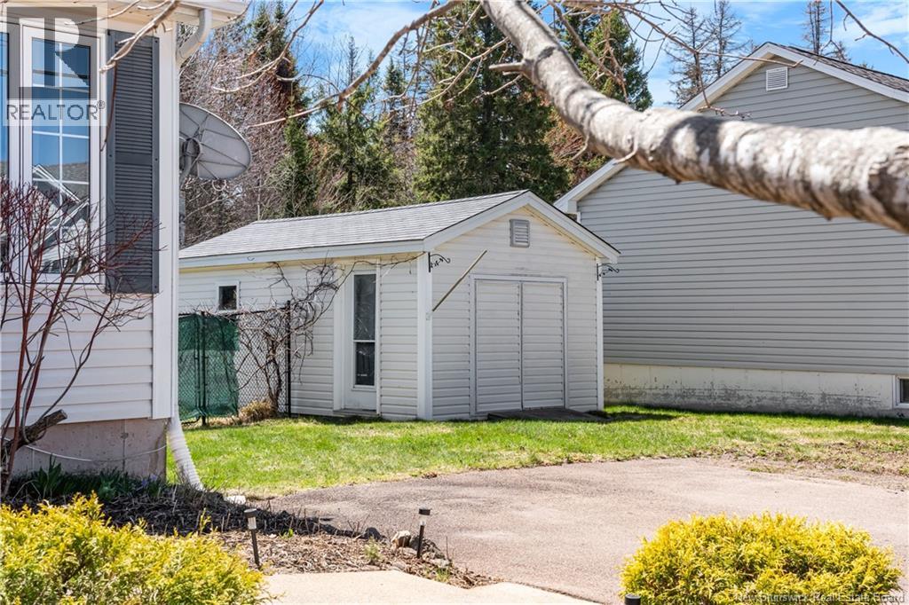 932 Barachois Street, Dieppe, New Brunswick  E1A 6X5 - Photo 41 - NB138337