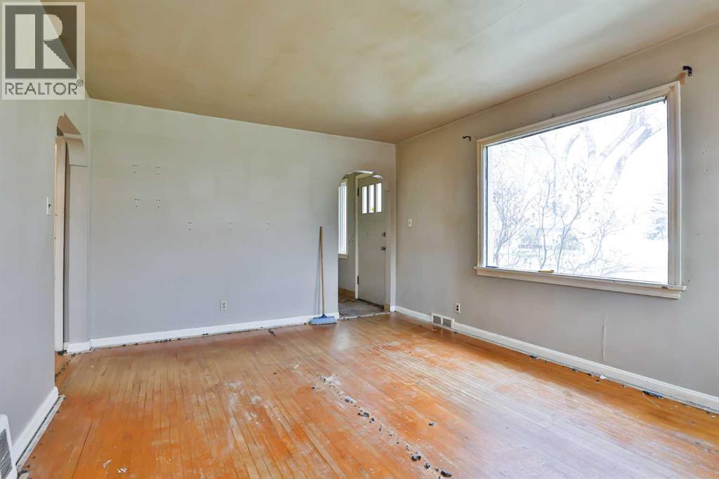 950 21 Street S, Lethbridge, Alberta  T1J 3L3 - Photo 6 - A2305505