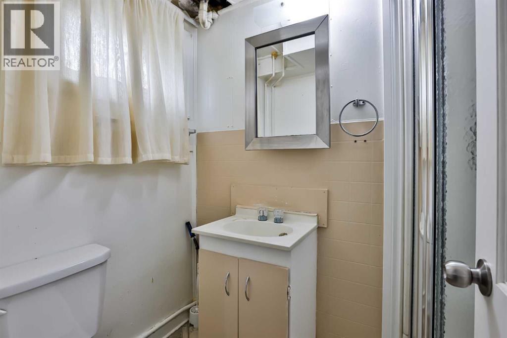 950 21 Street S, Lethbridge, Alberta  T1J 3L3 - Photo 13 - A2305505