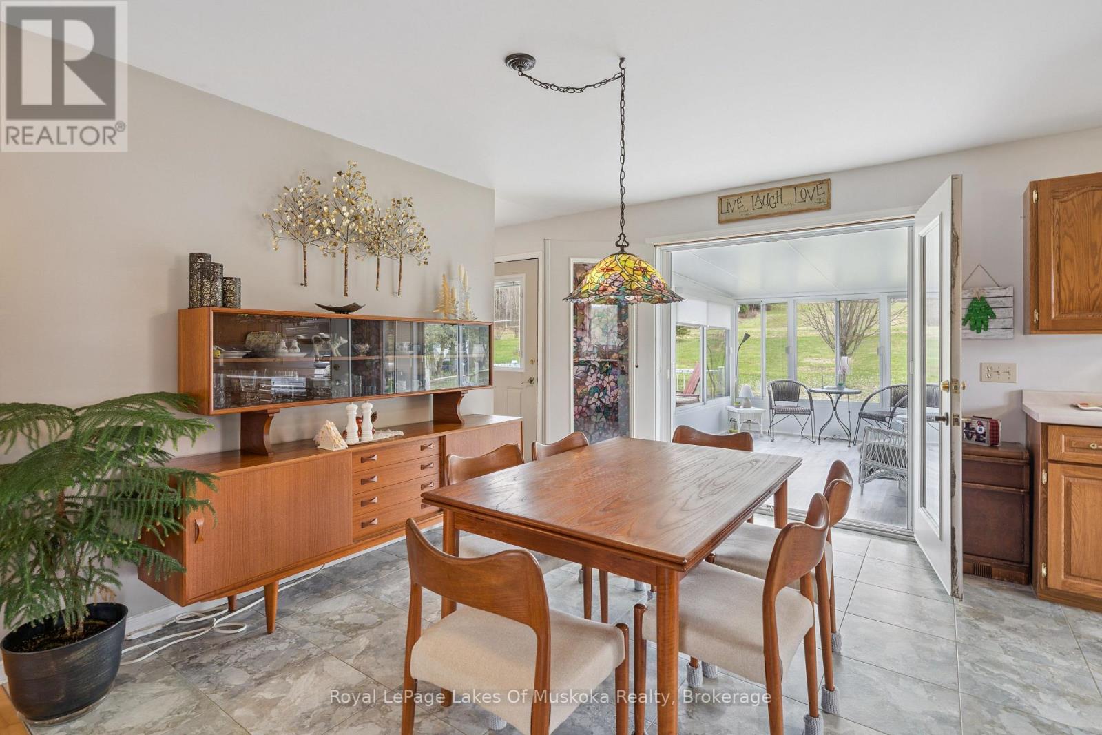 1089 Rosseau Lake 1 Road, Muskoka Lakes, Ontario  P0B 1M0 - Photo 9 - X13070188