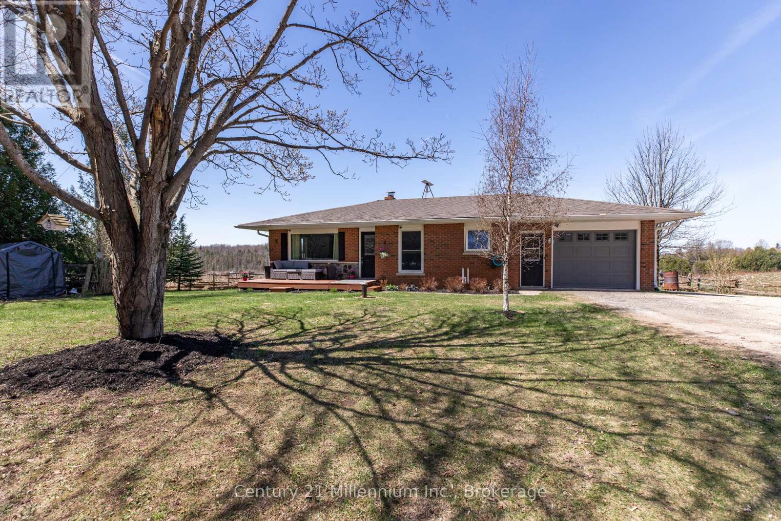 HOLLAND CENTRE - 740187 10 SIDE ROAD, Chatsworth, Ontario
