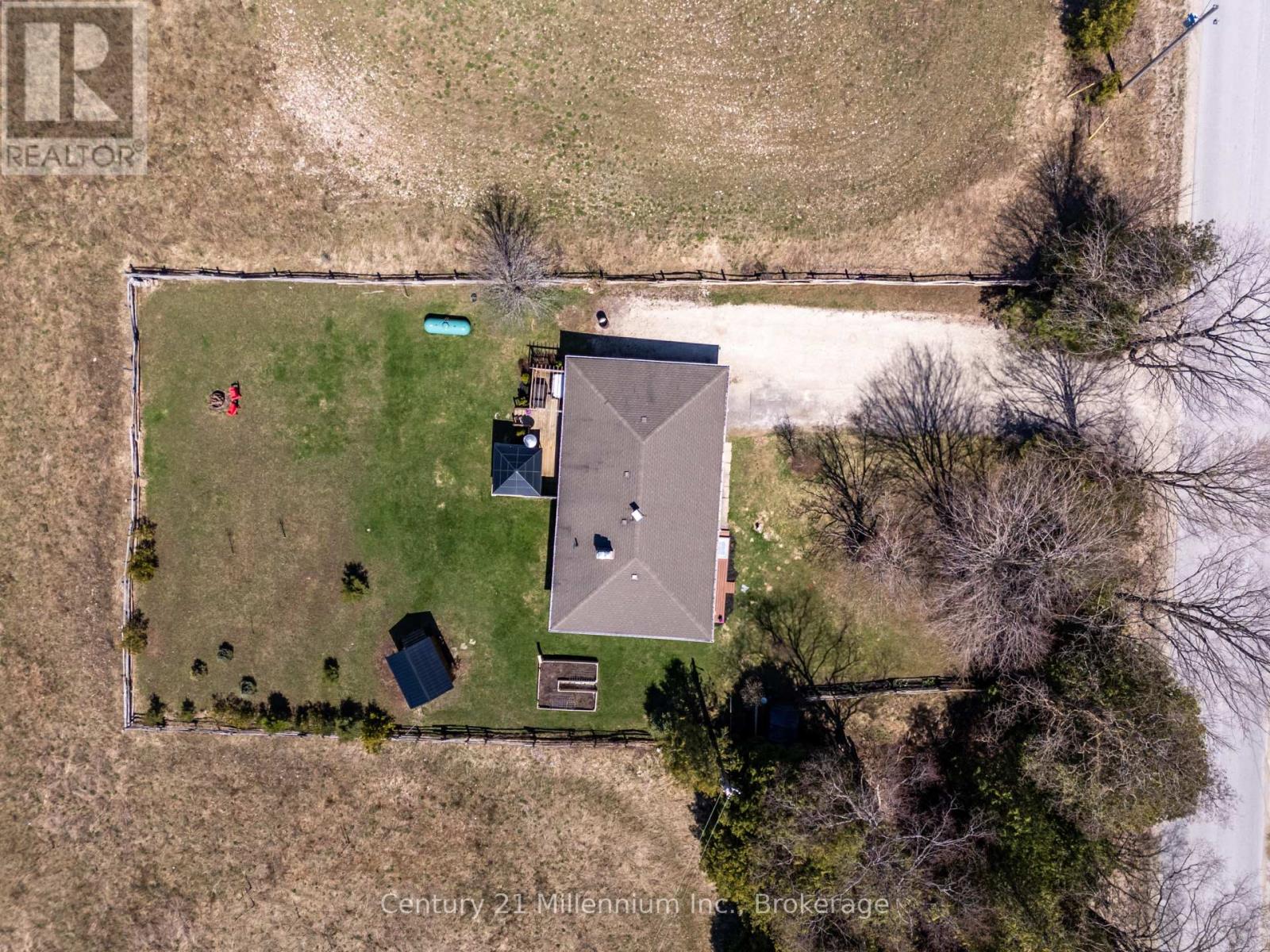 Holland Centre - 740187 10 Side Road, Chatsworth, Ontario  N0H 1R0 - Photo 47 - X13070214
