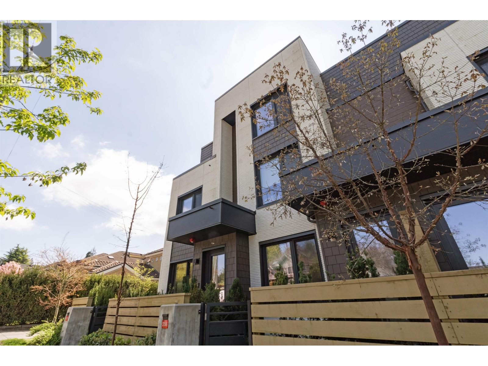209 606 Foster Avenue, Coquitlam, British Columbia  V6J 0L5 - Photo 23 - R3118221
