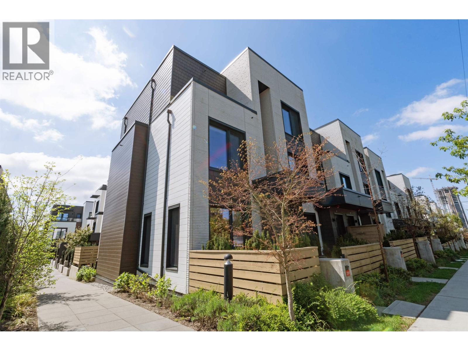 209 606 Foster Avenue, Coquitlam, British Columbia  V6J 0L5 - Photo 24 - R3118221