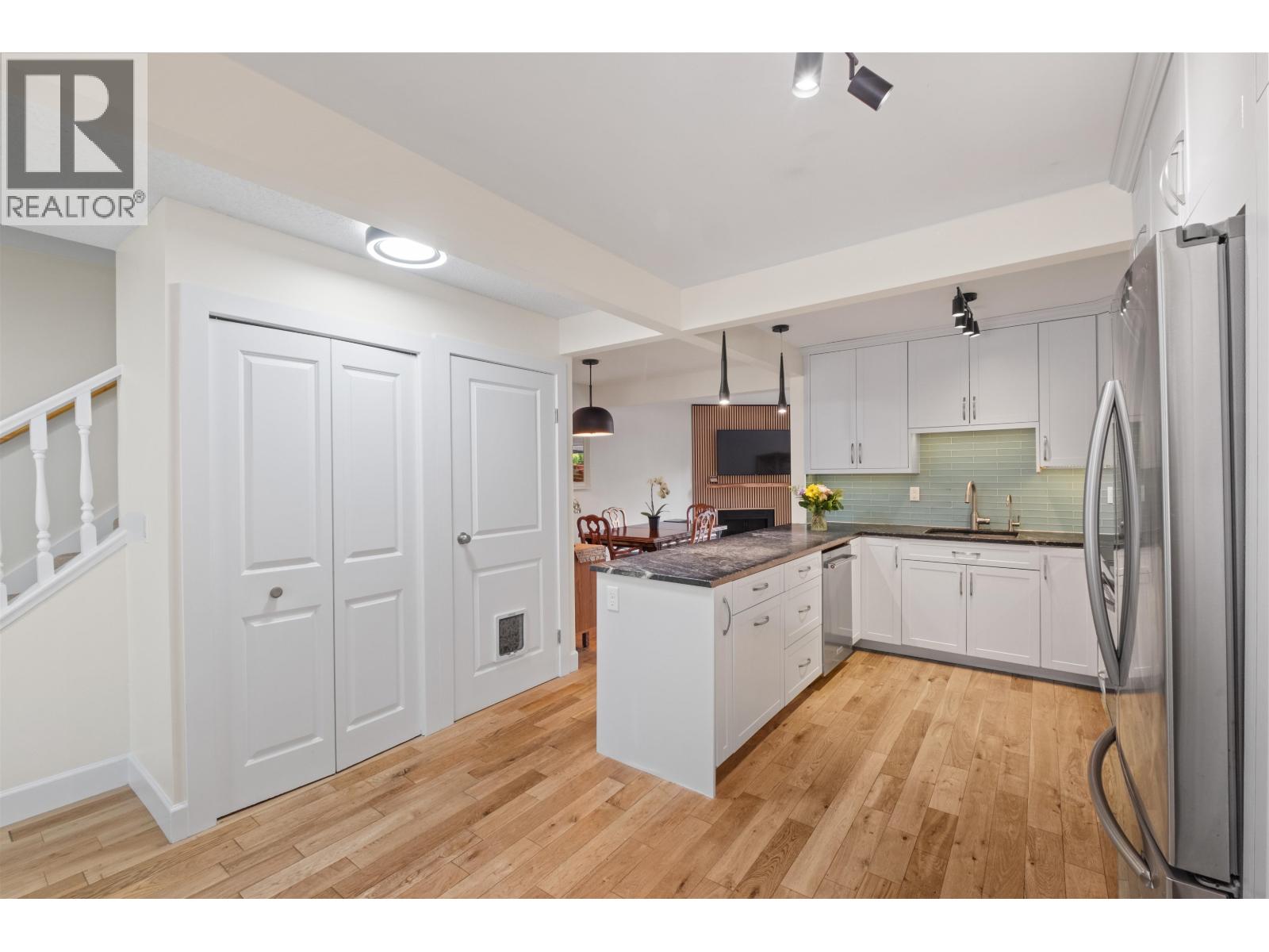 81 1930 Cedar Village Crescent, North Vancouver, British Columbia  V7J 3M5 - Photo 11 - R3118223