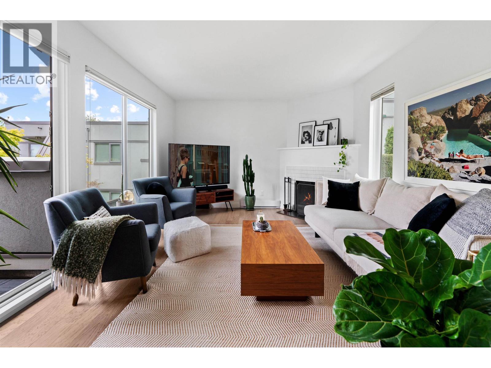1314 W 7th Avenue, Vancouver, British Columbia  V6H 3W5 - Photo 2 - R3118265