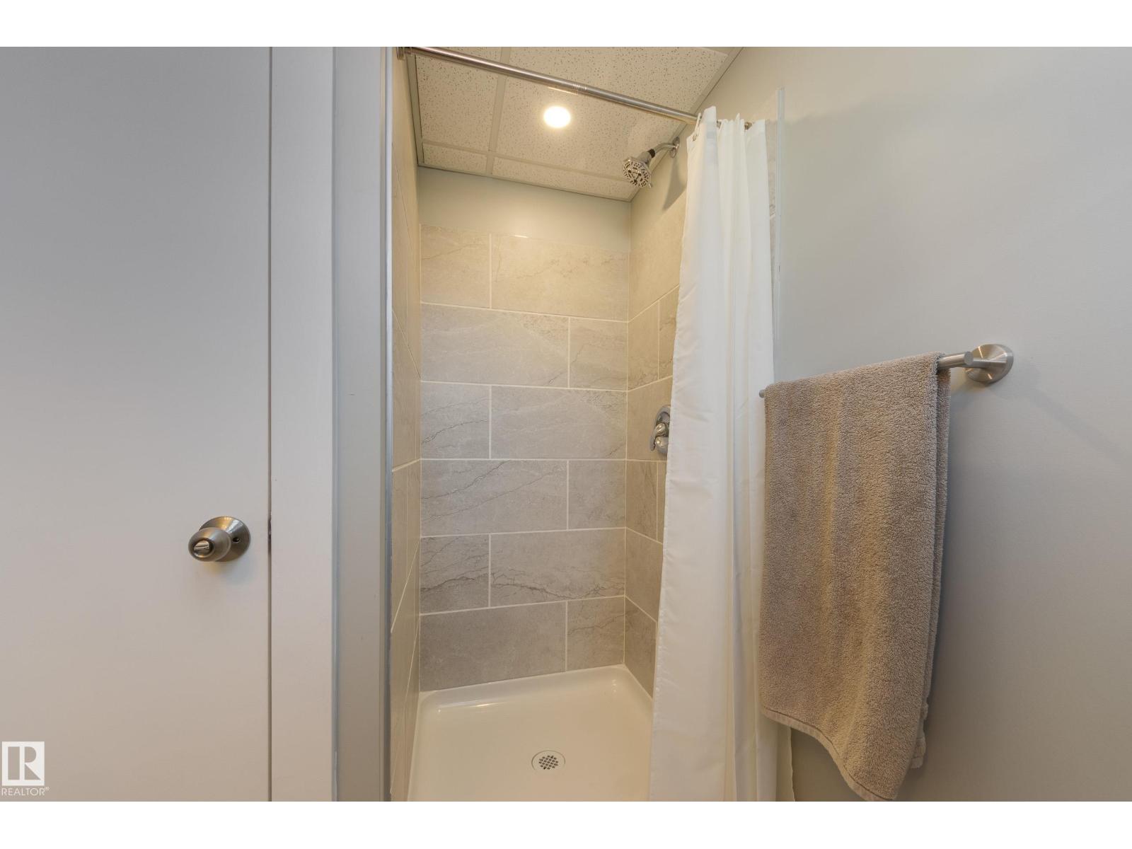 15972 110b Av Nw, Edmonton, Alberta  T5P 1J4 - Photo 29 - E4485214