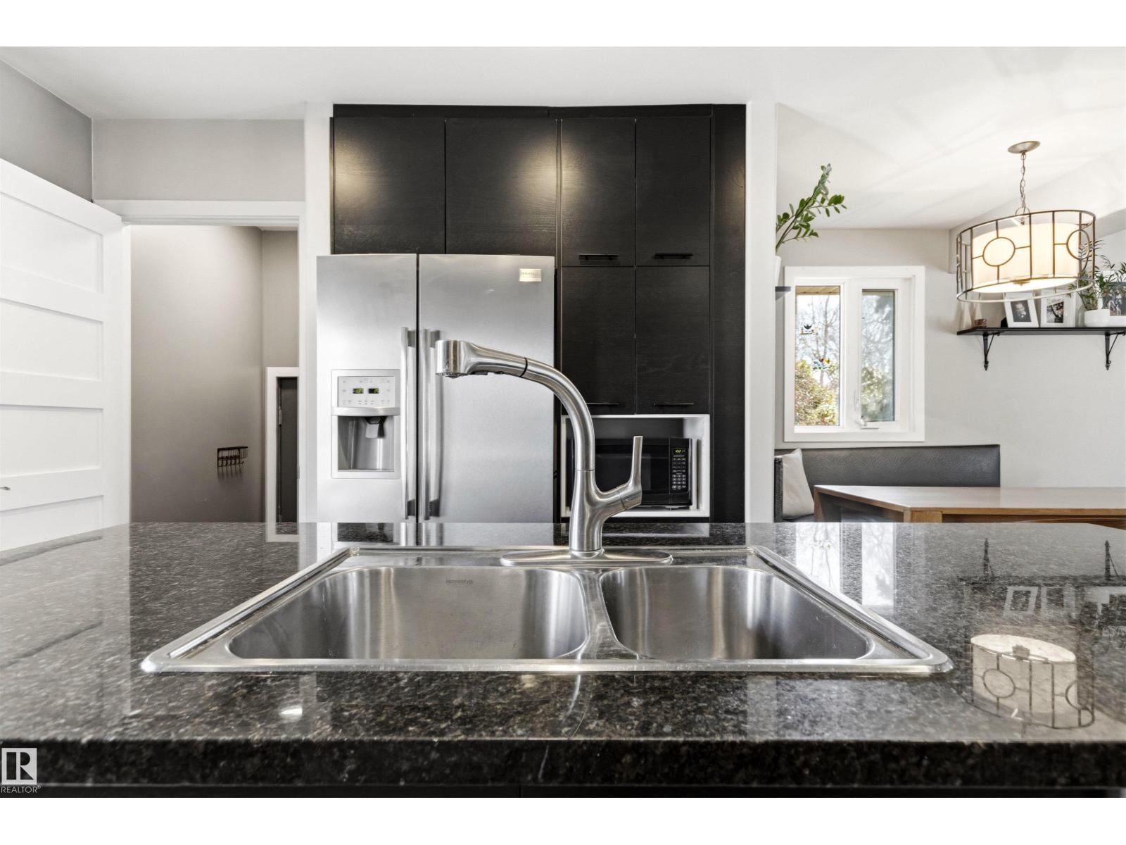 10916 60 Av Nw, Edmonton, Alberta  T6H 1H9 - Photo 24 - E4485216