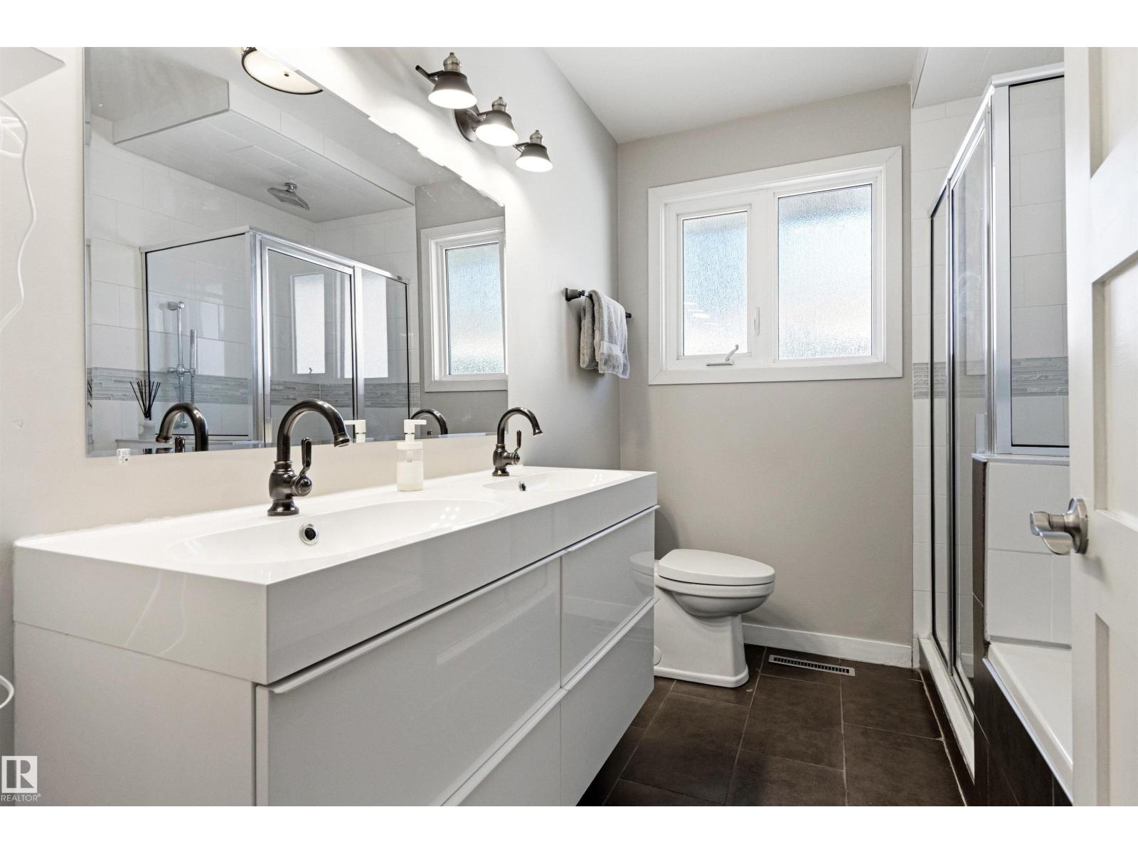 10916 60 Av Nw, Edmonton, Alberta  T6H 1H9 - Photo 30 - E4485216
