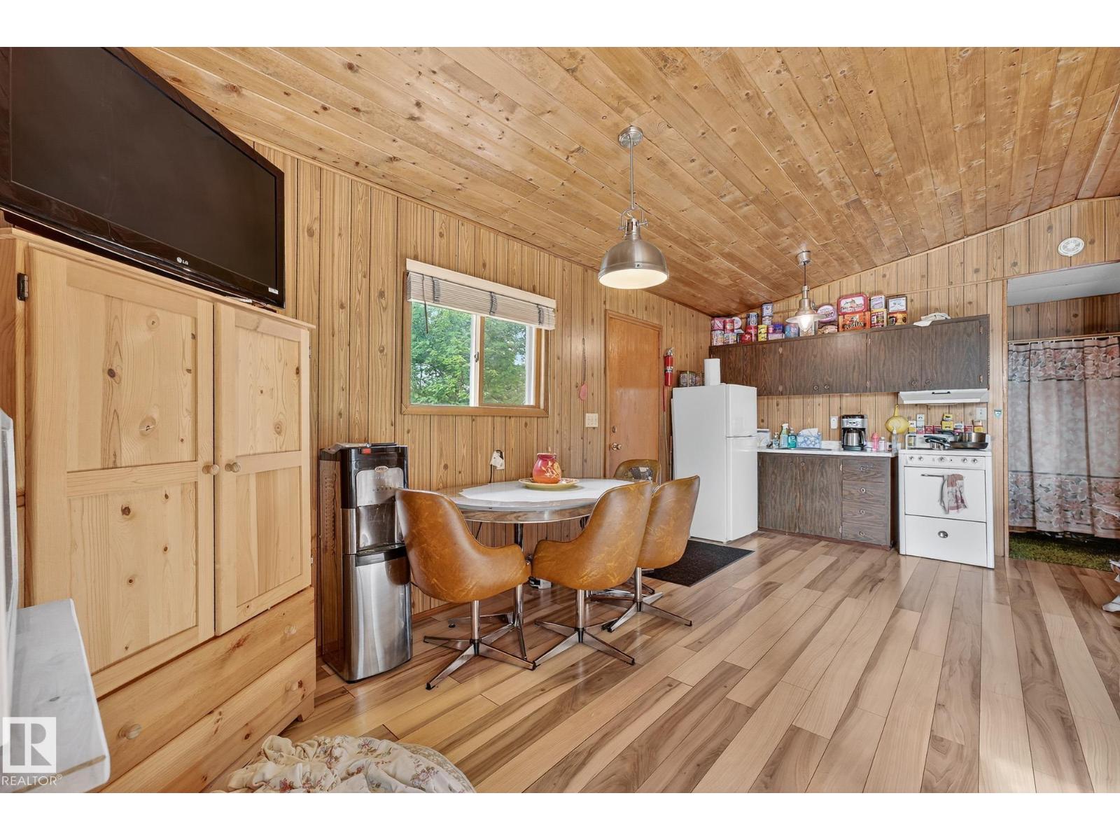Unknown Address, ,     - Photo 11 - E4485217