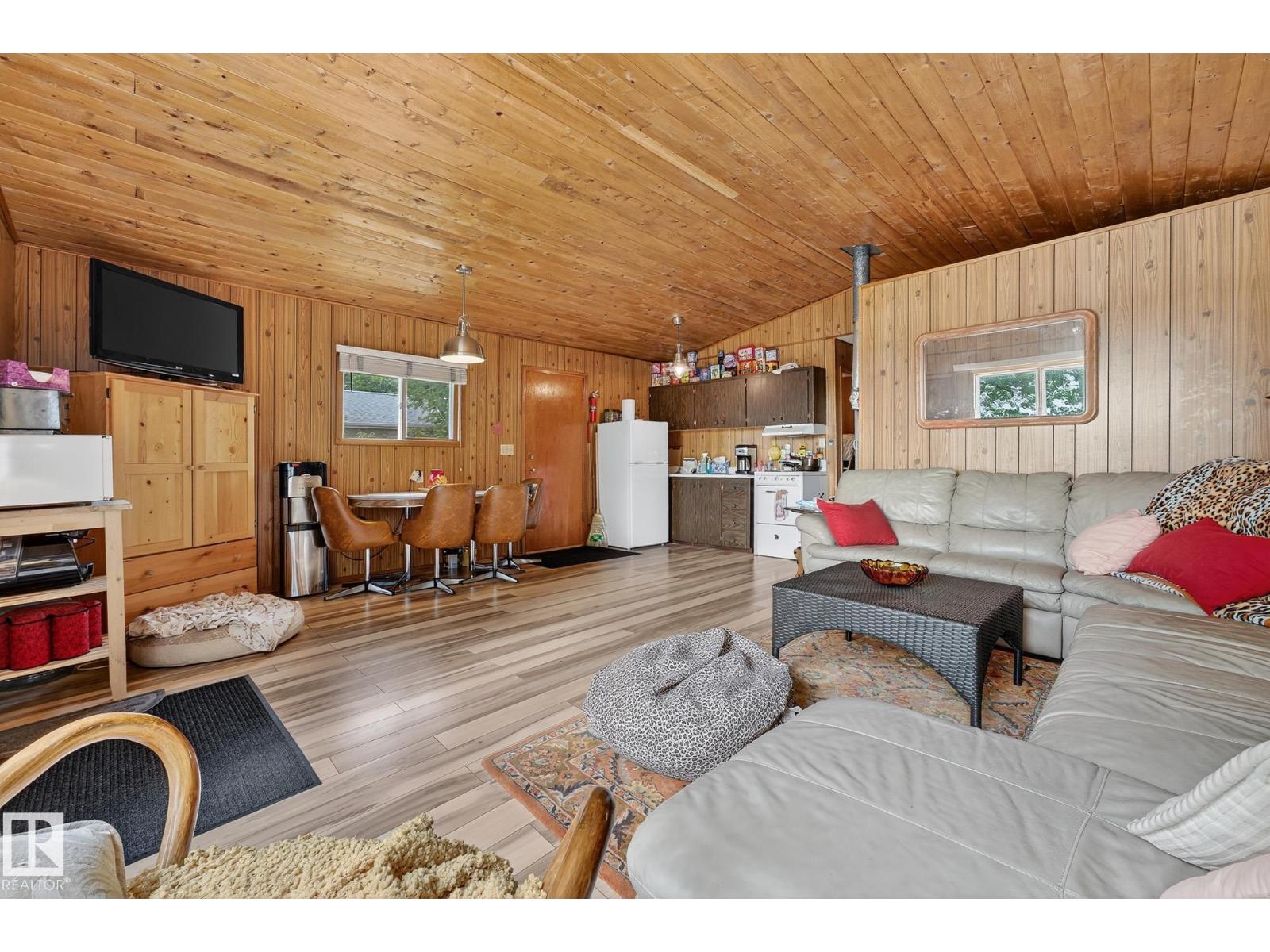 Unknown Address, ,     - Photo 15 - E4485217