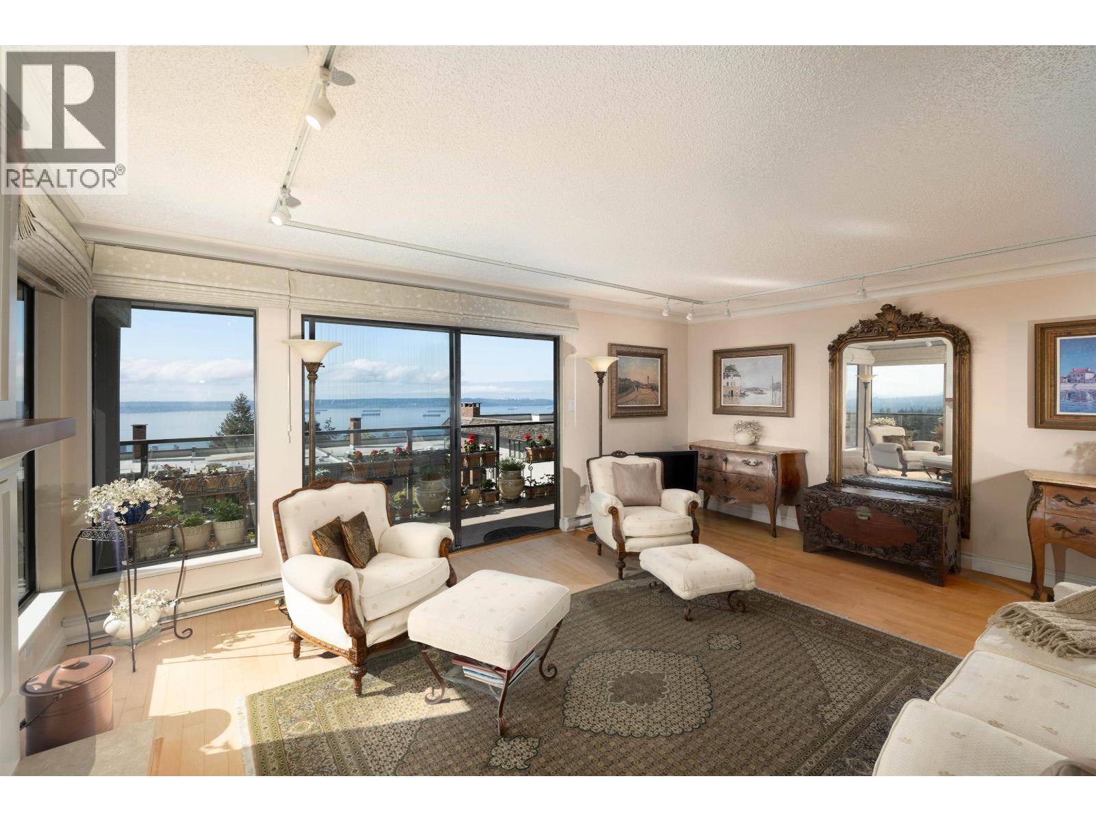 26 2214 Folkestone Way, West Vancouver, British Columbia  V7S 2X7 - Photo 6 - R3117920