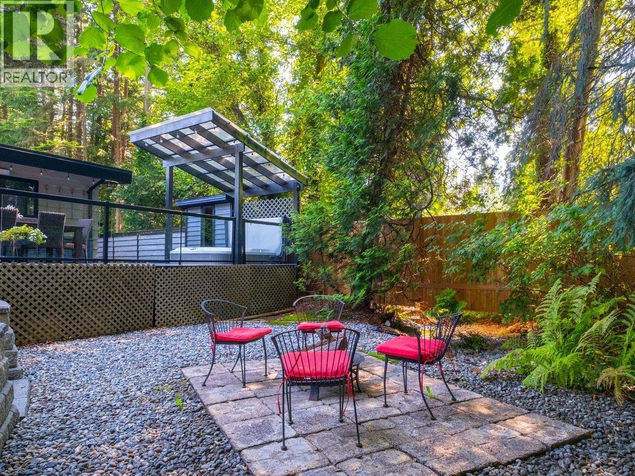 837 Wildwood Place, West Vancouver, British Columbia  V7S 1P2 - Photo 38 - R3118245