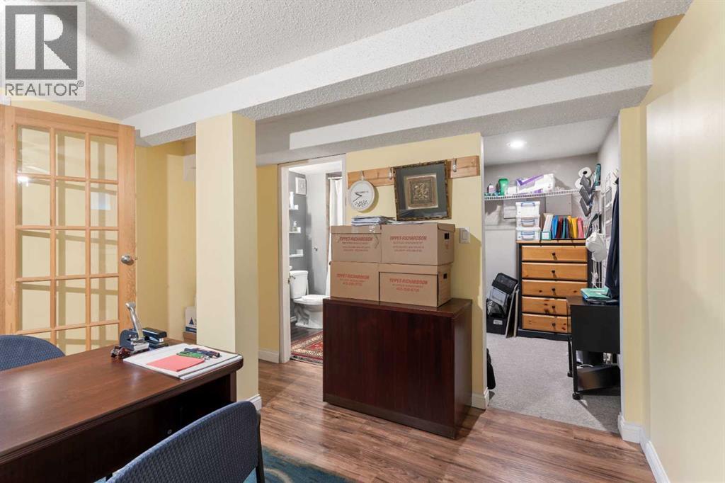 2822 40 Street Sw, Calgary, Alberta  T3E 3J6 - Photo 24 - A2302256