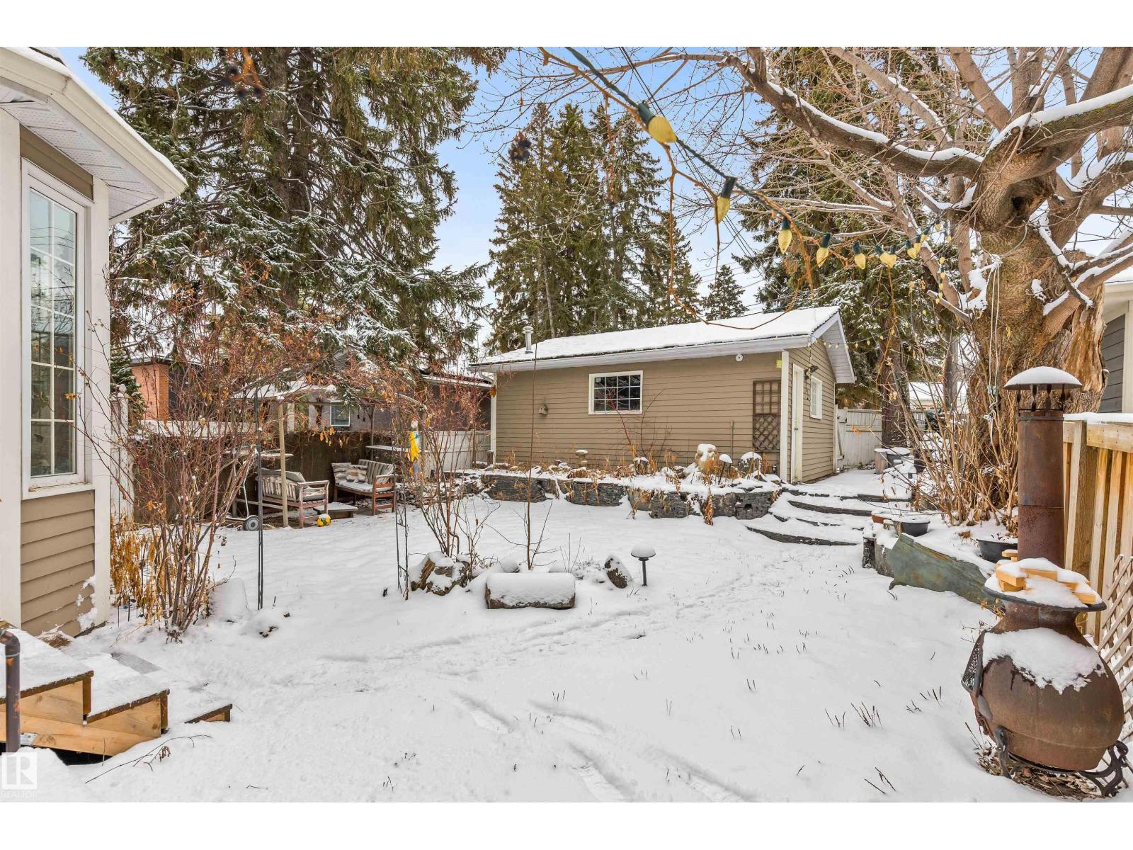 9819 92 Av Nw, Edmonton, Alberta  T6E 2V4 - Photo 35 - E4484989