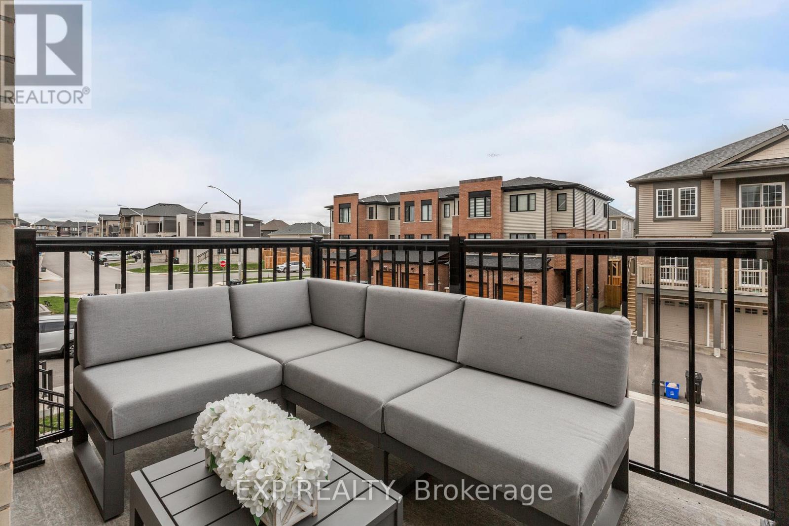 48 Hay Lane, Barrie, Ontario  L9J 0T8 - Photo 23 - S13070196