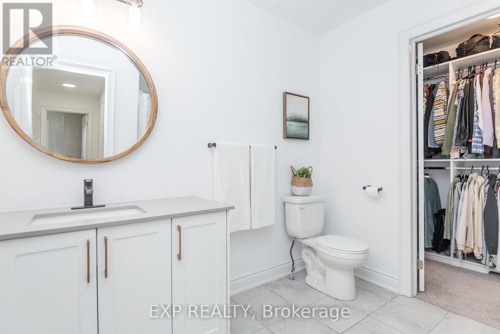 48 Hay Lane, Barrie, Ontario  L9J 0T8 - Photo 31 - S13070196