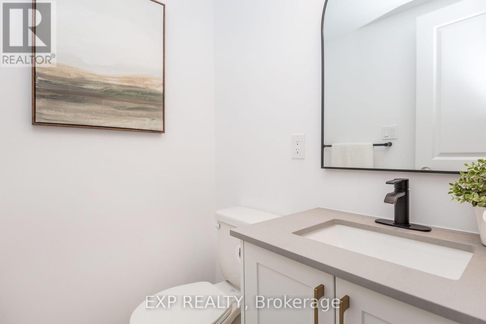 48 Hay Lane, Barrie, Ontario  L9J 0T8 - Photo 8 - S13070196