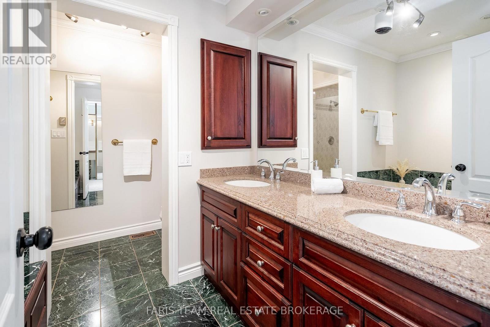 10 White Oaks Road, Barrie (South Shore), Ontario  L4N 4C1 - Photo 23 - S13070218
