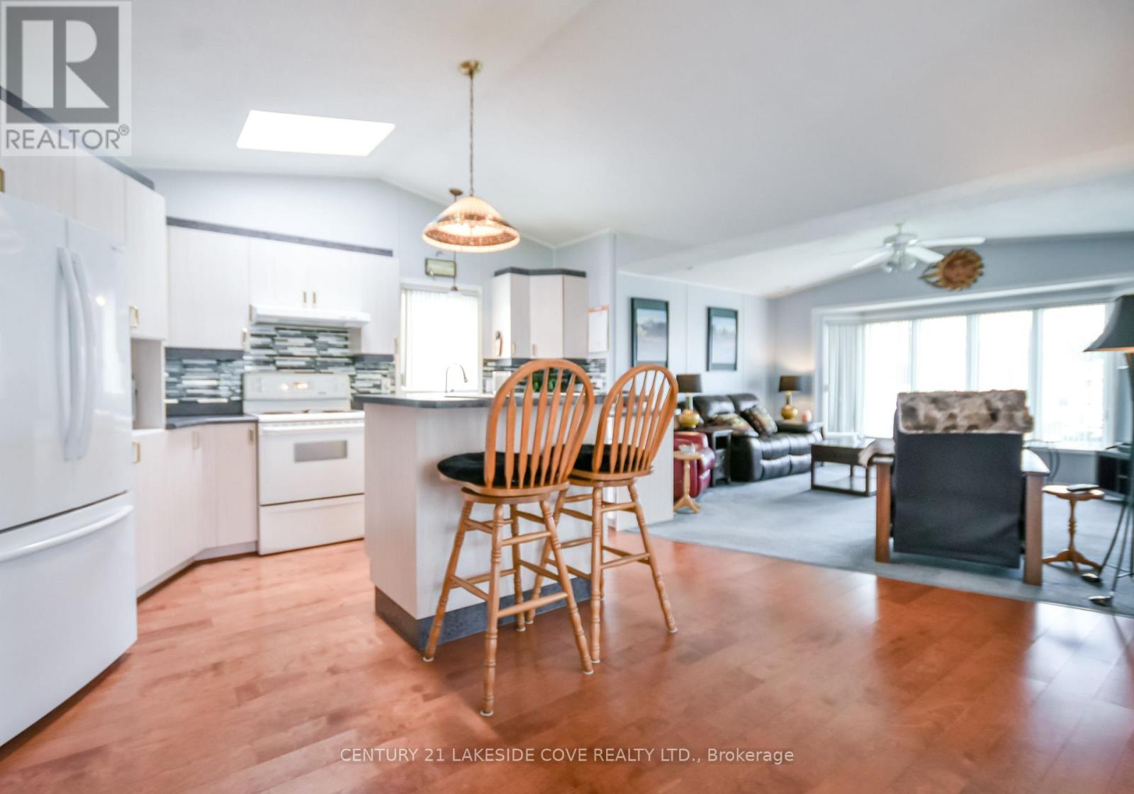 4103 Lynn Street, Severn, Ontario  L3V 0V7 - Photo 11 - S13070272