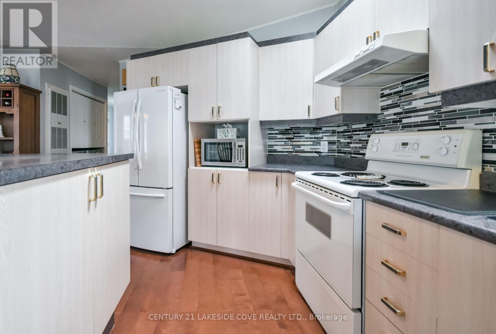 4103 Lynn Street, Severn, Ontario  L3V 0V7 - Photo 14 - S13070272
