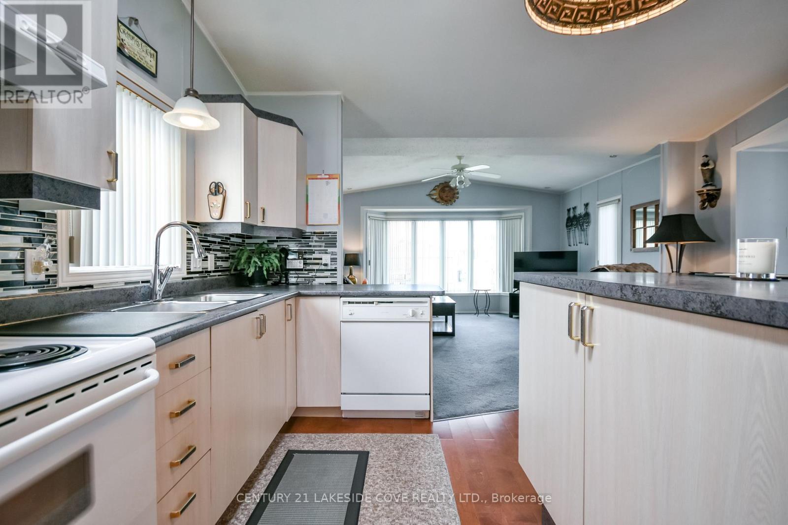 4103 Lynn Street, Severn, Ontario  L3V 0V7 - Photo 15 - S13070272