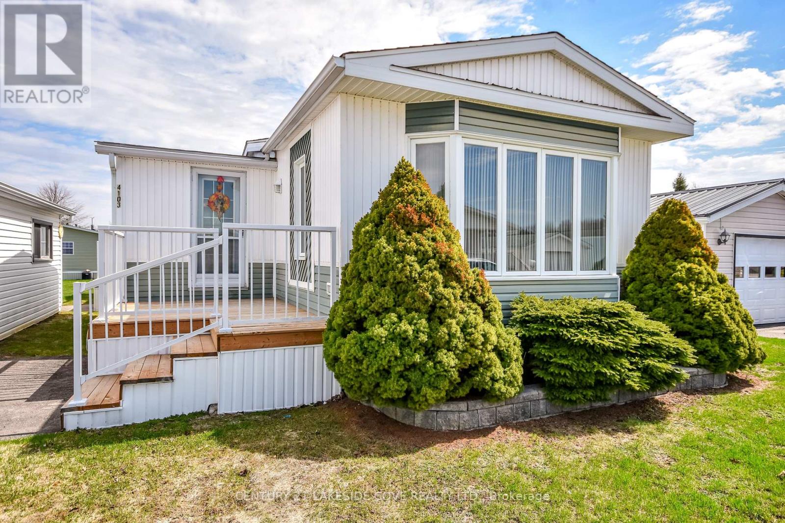 4103 Lynn Street, Severn, Ontario  L3V 0V7 - Photo 2 - S13070272
