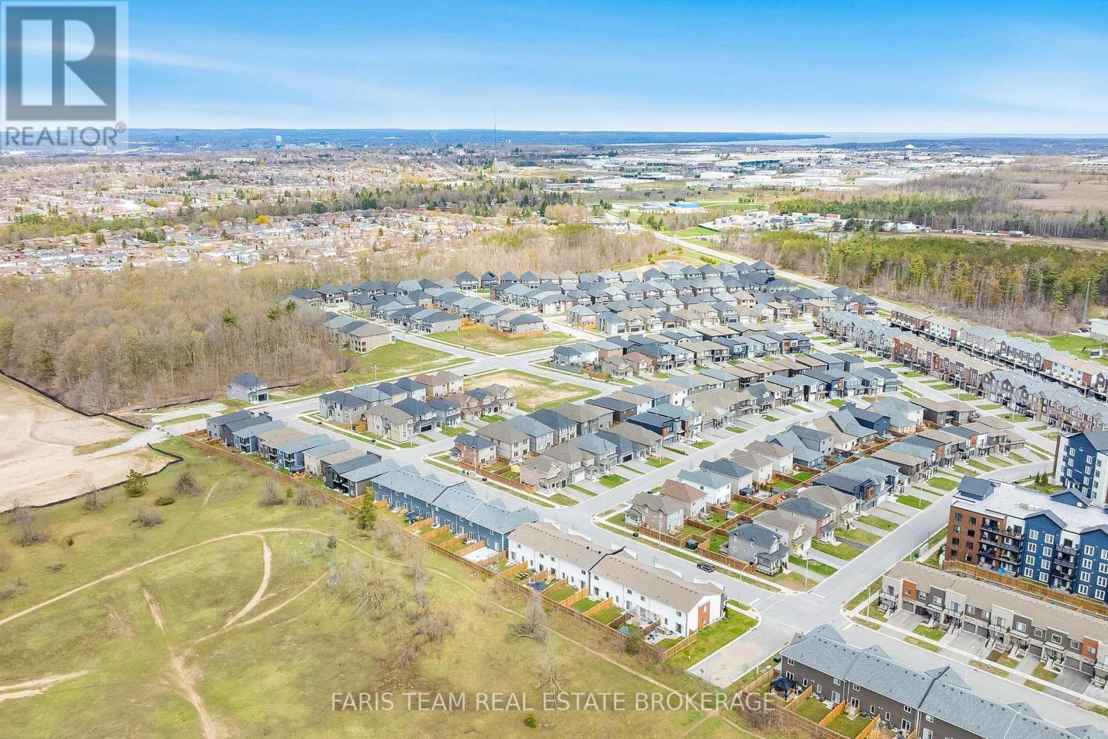 60 Brown Bear Street, Barrie, Ontario  L9J 0H8 - Photo 40 - S13070282
