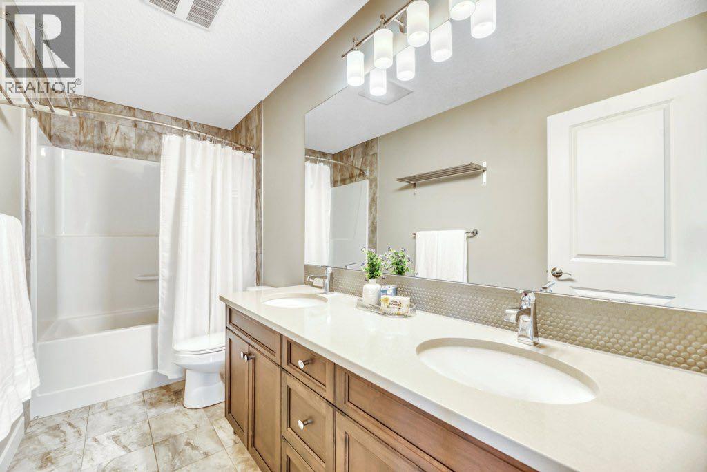 143 Stonemere Green, Chestermere, Alberta  T1X 0S2 - Photo 29 - A2305755