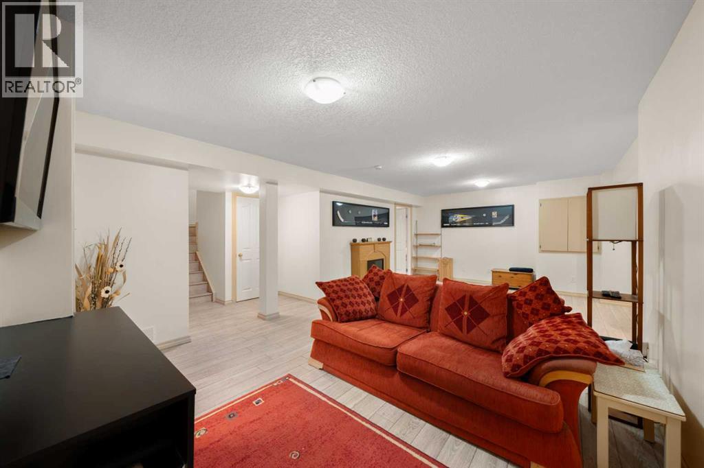 66 Crystalridge Crescent, Okotoks, Alberta  T1S 1V2 - Photo 24 - A2305869