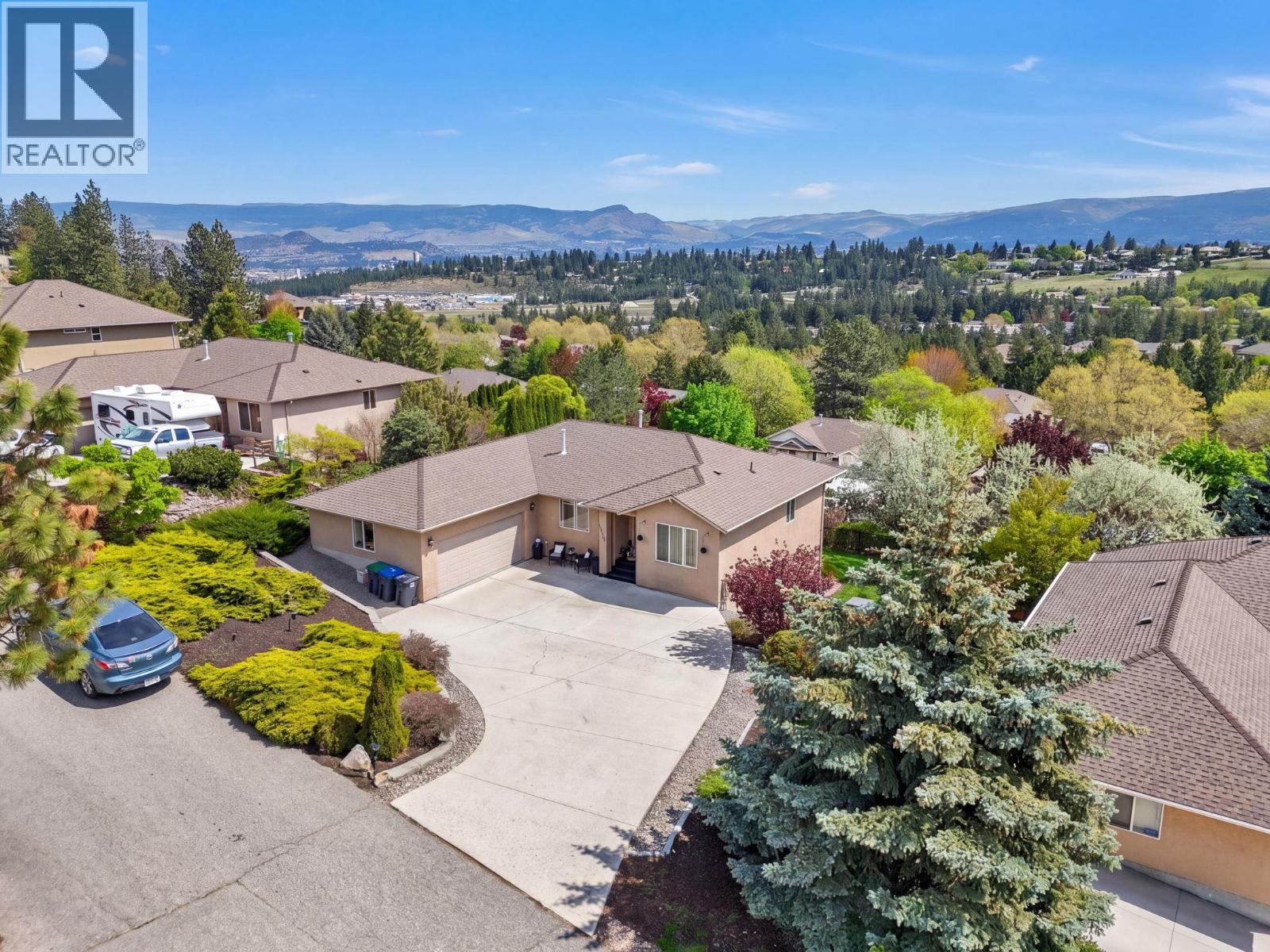 2110 Horizon Drive, West Kelowna, British Columbia  V1Z 3Y5 - Photo 2 - 10385621