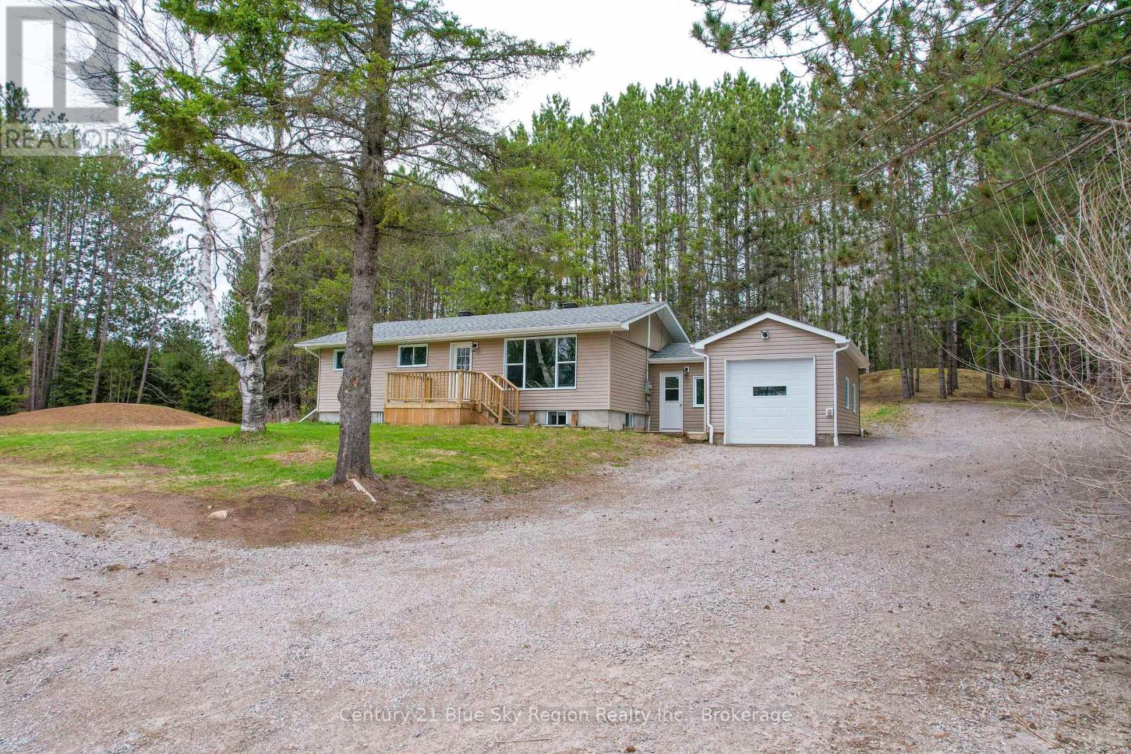 9510 Highway 63, Unorganized Townships, Ontario  P0H 2A0 - Photo 39 - X13070248