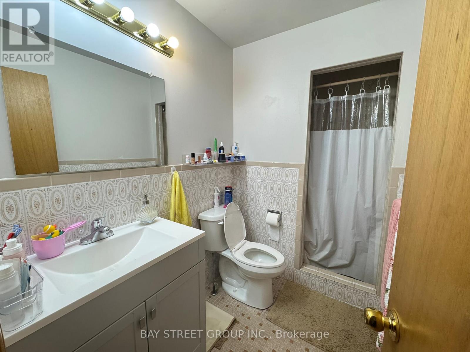 Lower - 1611 Lewes Way, Mississauga, Ontario  L4W 3H5 - Photo 13 - W13070194