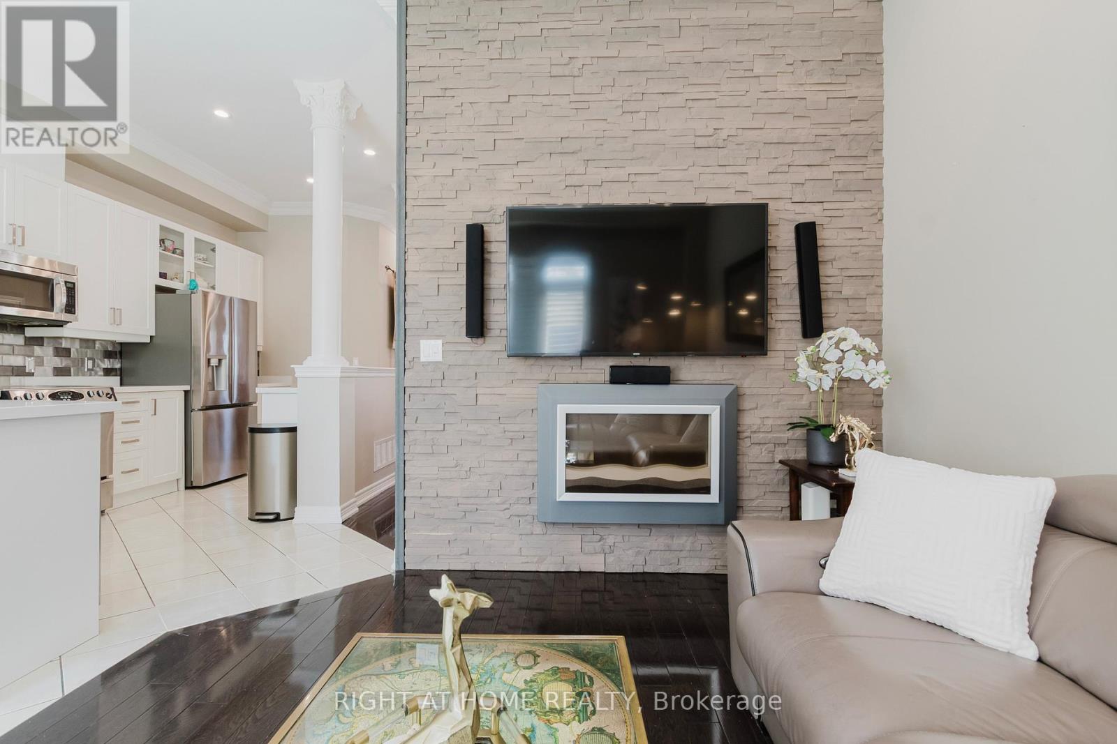 5294 Roadside Way, Mississauga, Ontario  L5M 0H9 - Photo 23 - W13070258