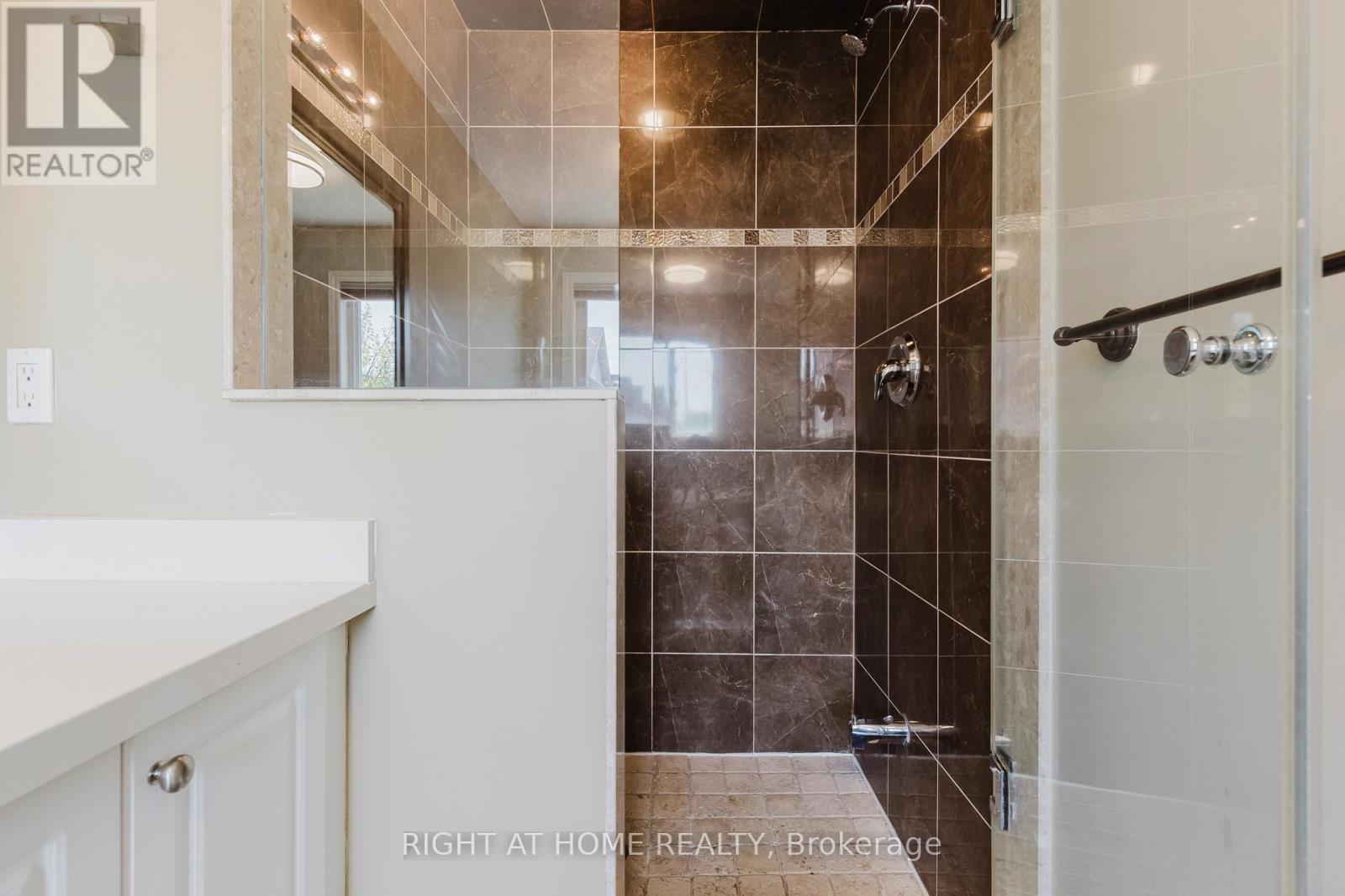 5294 Roadside Way, Mississauga, Ontario  L5M 0H9 - Photo 41 - W13070258
