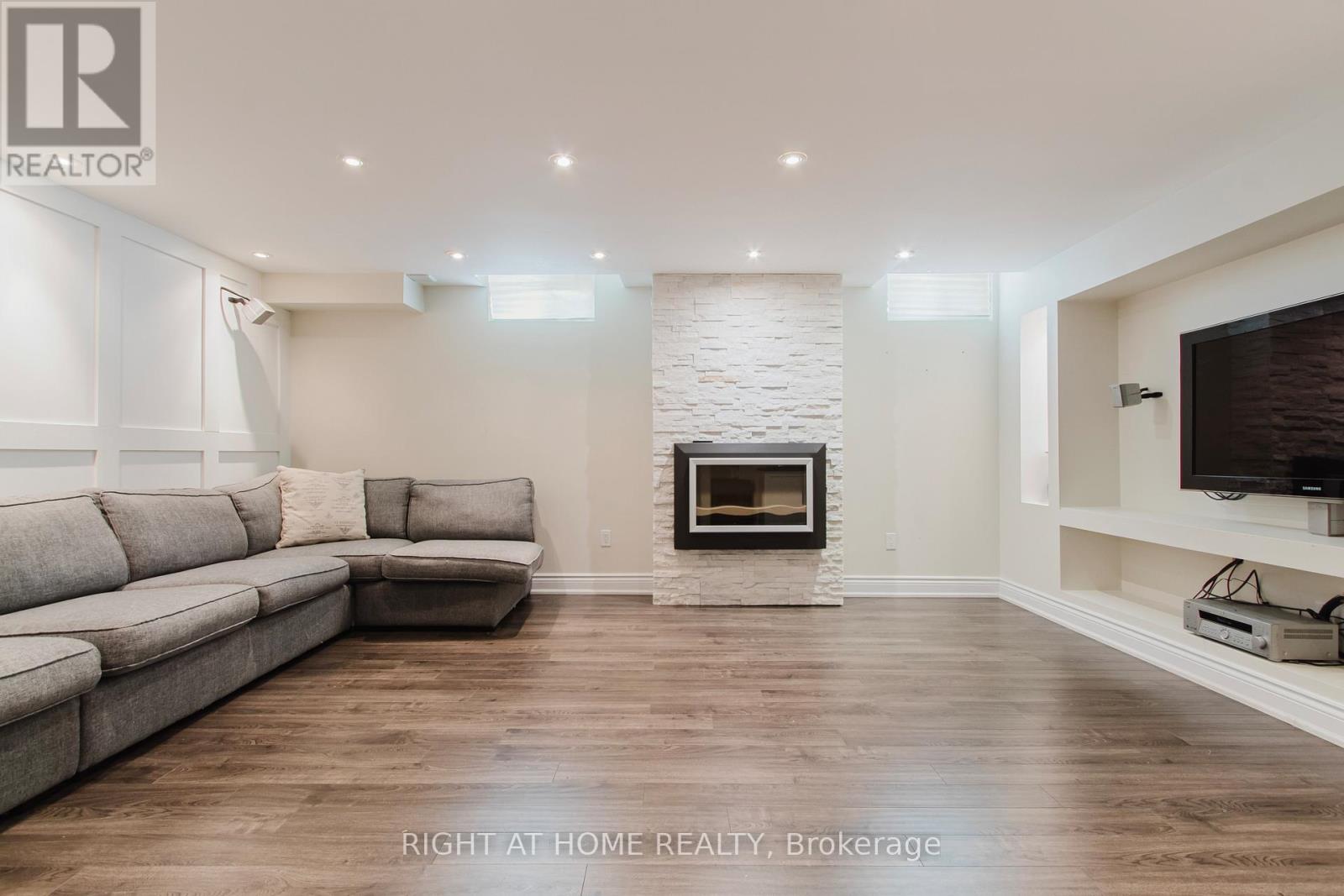 5294 Roadside Way, Mississauga, Ontario  L5M 0H9 - Photo 44 - W13070258