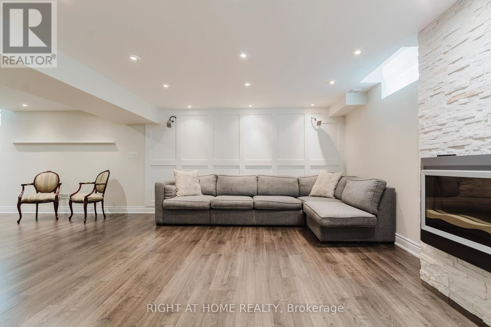 5294 Roadside Way, Mississauga, Ontario  L5M 0H9 - Photo 46 - W13070258
