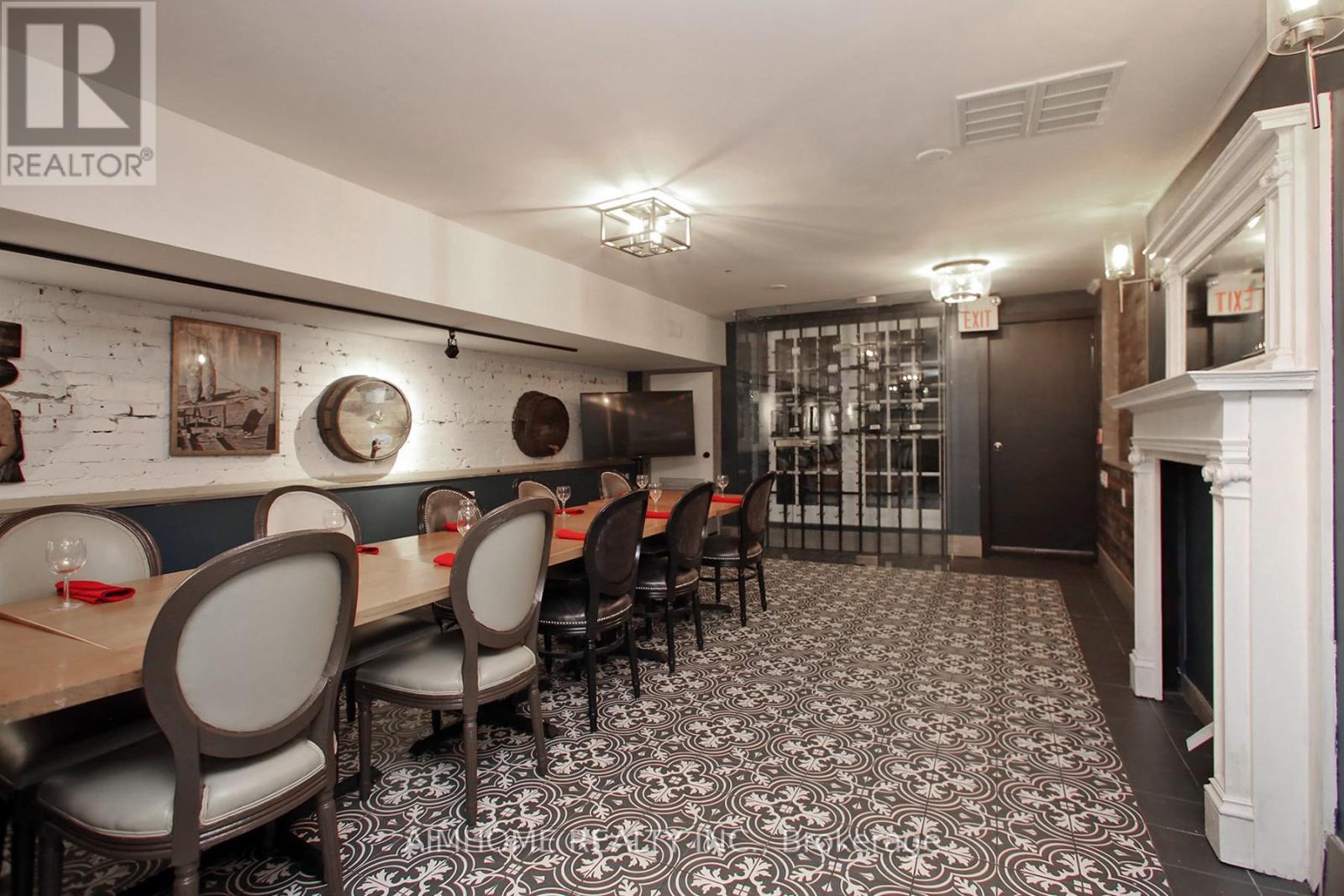 1370 St Clair Avenue W, Toronto, Ontario  M6E 1C4 - Photo 24 - W13070276