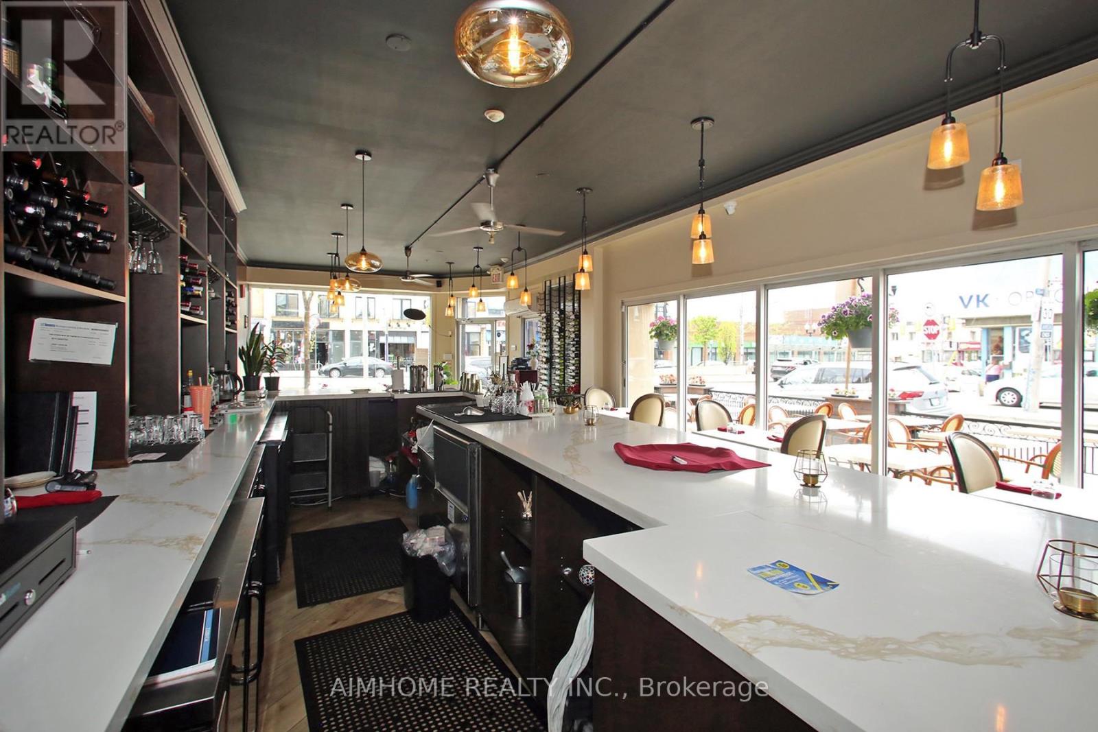 1370 St Clair Avenue W, Toronto, Ontario  M6E 1C4 - Photo 6 - W13070276